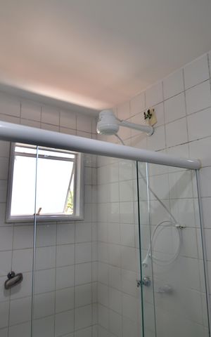 Casa de condomínio para alugar com 160m², 3 quartos e 2 vagasBanheiro