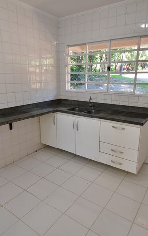 Casa de condomínio para alugar com 160m², 3 quartos e 2 vagasCozinha