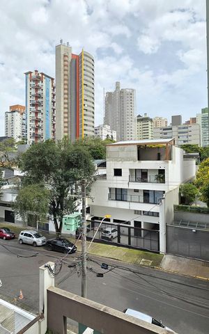 Studio para alugar com 31m², 1 quarto e 1 vaga Studio para alugar com 31m², 1 quarto e 1 vagaVista da Sacada