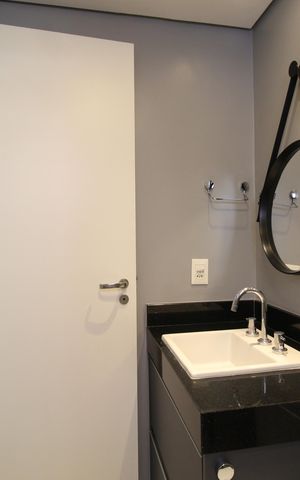 Apartamento à venda com 84m², 3 quartos e 2 vagasBanheiro da Suíte