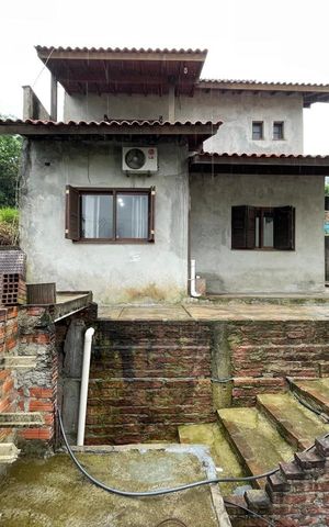 Casa à venda com 200m², 3 quartos e 3 vagas