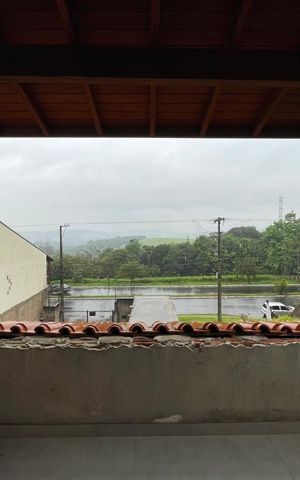 Casa à venda com 200m², 3 quartos e 3 vagas