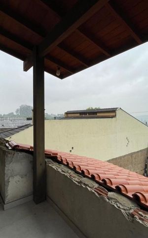 Casa à venda com 200m², 3 quartos e 3 vagas