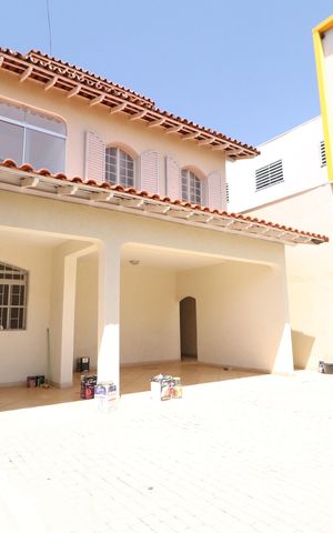 Casa para alugar com 180m², 7 quartos e 3 vagasVaranda da Sala