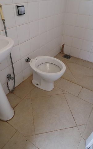 Casa para alugar com 180m², 7 quartos e 3 vagasBanheiro da varanda