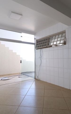 Casa para alugar com 180m², 7 quartos e 3 vagasCozinha