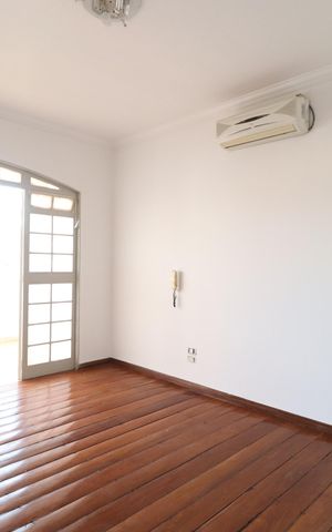 Casa para alugar com 180m², 7 quartos e 3 vagasQuarto 4 - Suíte