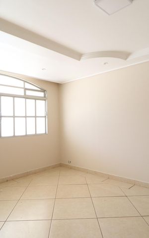 Casa para alugar com 180m², 7 quartos e 3 vagasSala