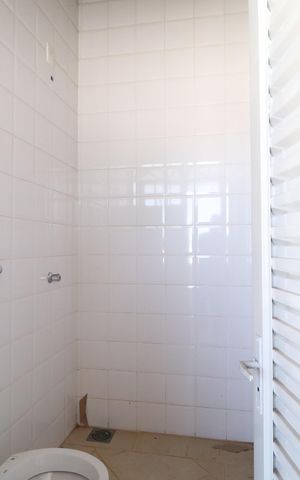 Casa para alugar com 180m², 7 quartos e 3 vagasBanheiro da varanda