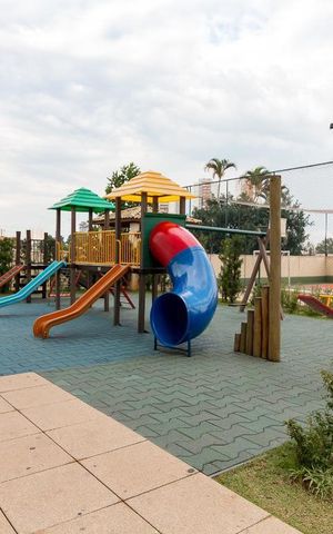 Apartamento à venda com 72m², 2 quartos e 1 vaga Apartamento à venda com 72m², 2 quartos e 1 vagaArea Comum -Playground
