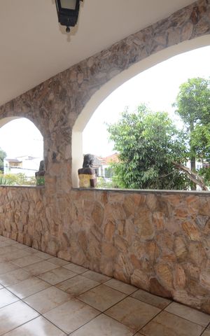 Casa para alugar com 500m², 3 quartos e 4 vagasVaranda da Goumert