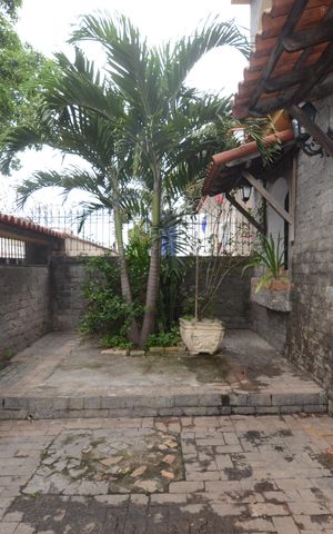 Casa para alugar com 500m², 3 quartos e 4 vagasQuintal
