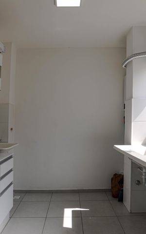 Apartamento para alugar com 44m², 2 quartos e 1 vaga Apartamento para alugar com 44m², 2 quartos e 1 vagaCozinha/Área de Serviço
