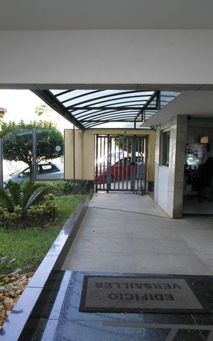 Apartamento à venda com 120m², 4 quartos e 4 vagasHall de entrada