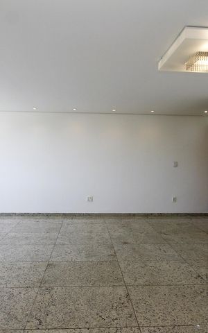 Apartamento à venda com 120m², 4 quartos e 4 vagasSala