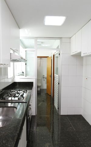 Apartamento à venda com 120m², 4 quartos e 4 vagasCozinha