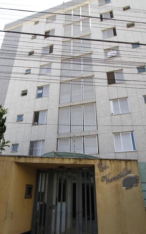 Apartamento à venda com 120m², 4 quartos e 4 vagasFachada