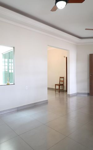 Casa para alugar com 200m², 3 quartos e 3 vagasSala
