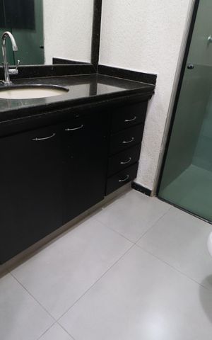 Casa para alugar com 200m², 3 quartos e 3 vagasBanheiro Social