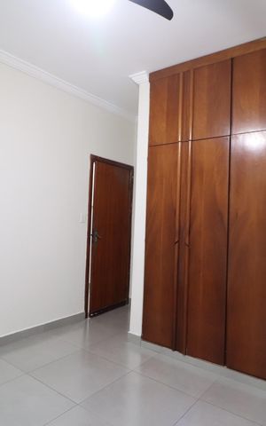 Casa para alugar com 200m², 3 quartos e 3 vagasQuarto 2