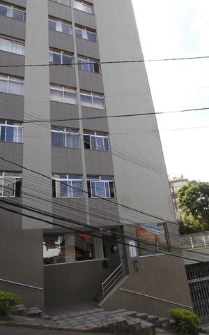 Apartamento à venda com 135m², 3 quartos e 1 vagaFachada
