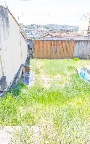 Casa para alugar com 360m², 3 quartos e 3 vagas Casa para alugar com 360m², 3 quartos e 3 vagasQUINTAL / GARAGEM