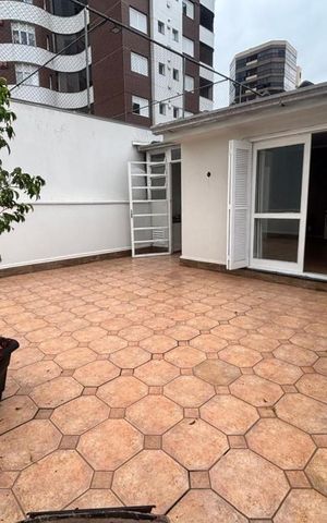 Apartamento à venda com 140m², 2 quartos e 1 vaga