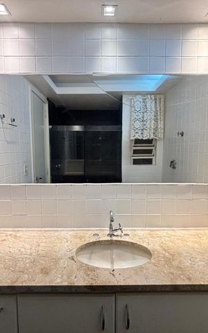 Apartamento à venda com 140m², 2 quartos e 1 vaga