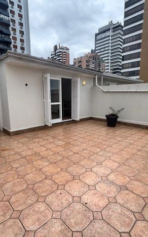 Apartamento à venda com 140m², 2 quartos e 1 vaga
