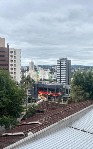 Apartamento à venda com 140m², 2 quartos e 1 vaga
