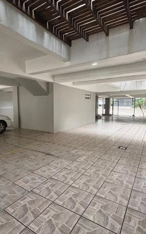 Apartamento à venda com 140m², 2 quartos e 1 vaga