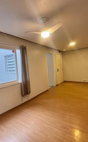 Apartamento à venda com 140m², 2 quartos e 1 vaga