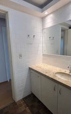 Apartamento à venda com 140m², 2 quartos e 1 vaga
