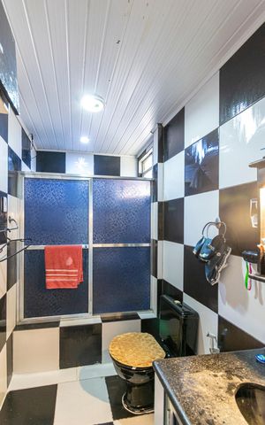 Apartamento à venda com 32m², 2 quartos e sem vaga Apartamento à venda com 32m², 2 quartos e sem vagaBanheiro