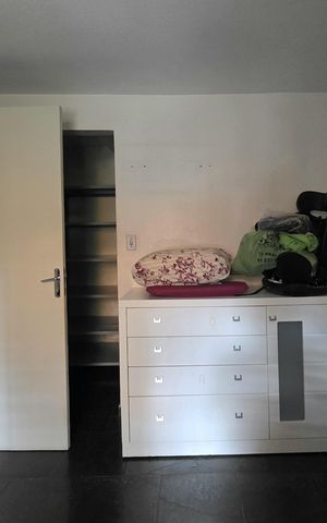 Casa à venda com 200m², 4 quartos e 5 vagas Casa à venda com 200m², 4 quartos e 5 vagasQuarto 5