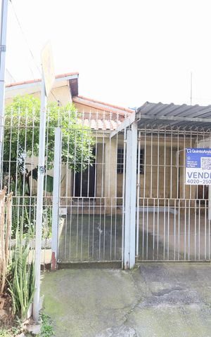 Casa para alugar com 250m², 3 quartos e 3 vagasFachada