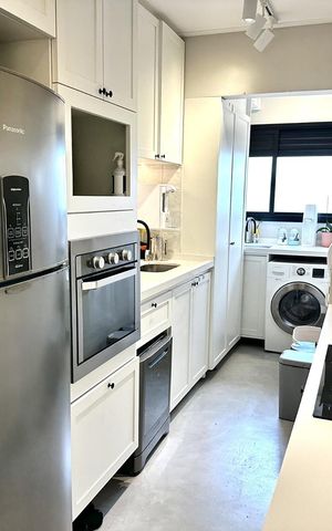 Apartamento à venda com 78m², 2 quartos e 1 vaga Apartamento à venda com 78m², 2 quartos e 1 vagaCozinha