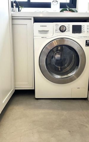 Apartamento à venda com 78m², 2 quartos e 1 vaga Apartamento à venda com 78m², 2 quartos e 1 vagaÁrea externa