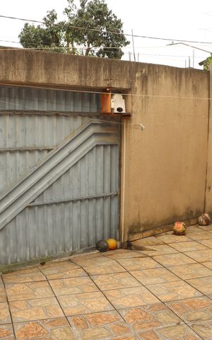 Casa à venda com 150m², 5 quartos e 6 vagasÁrea externa