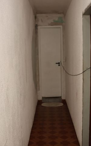 Casa à venda com 150m², 5 quartos e 6 vagasCasa 3 - Corredor