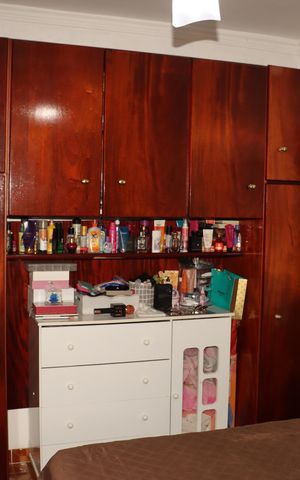 Casa à venda com 150m², 5 quartos e 6 vagasCasa 3 - Suíte