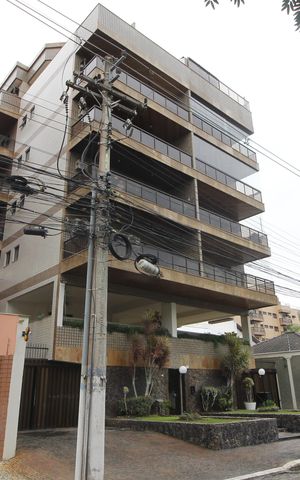 Apartamento para alugar com 280m², 3 quartos e sem vagaFachada