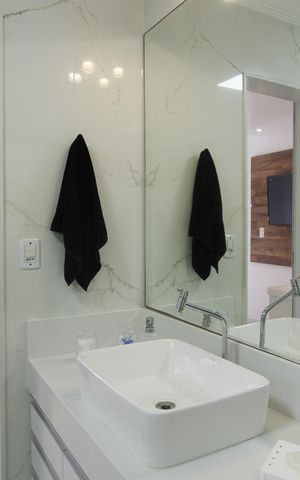 Apartamento para alugar com 280m², 3 quartos e sem vagaBanheiro da Suíte 1