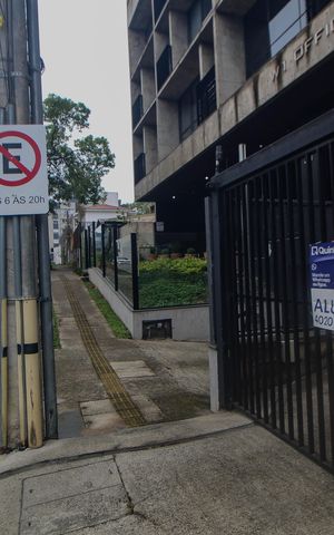 Apartamento para alugar com 50m², 1 quarto e 1 vaga Apartamento para alugar com 50m², 1 quarto e 1 vagaPlaca