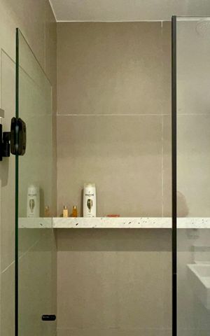 Apartamento à venda com 40m², 2 quartos e 1 vaga Apartamento à venda com 40m², 2 quartos e 1 vagaBanheiro