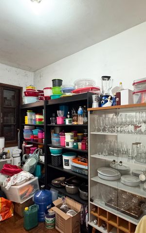 Casa à venda com 160m², 3 quartos e 3 vagas Casa à venda com 160m², 3 quartos e 3 vagasQuarto de Serviço