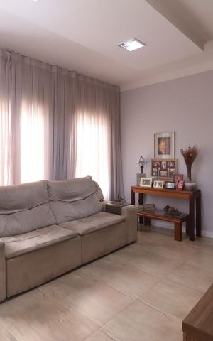 Apartamento à venda com 130m², 3 quartos e 3 vagas