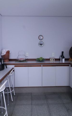 Apartamento à venda com 130m², 3 quartos e 3 vagas