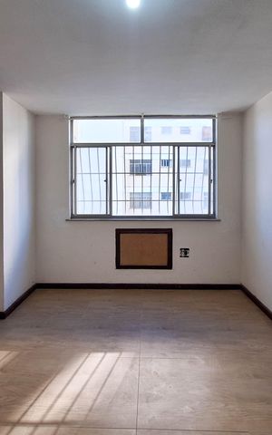 Apartamento à venda com 69m², 2 quartos e 1 vaga Apartamento à venda com 69m², 2 quartos e 1 vagaSala
