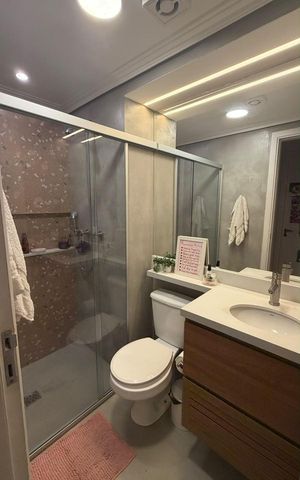Apartamento à venda com 104m², 2 quartos e 1 vaga Apartamento à venda com 104m², 2 quartos e 1 vagaBanheiro 1